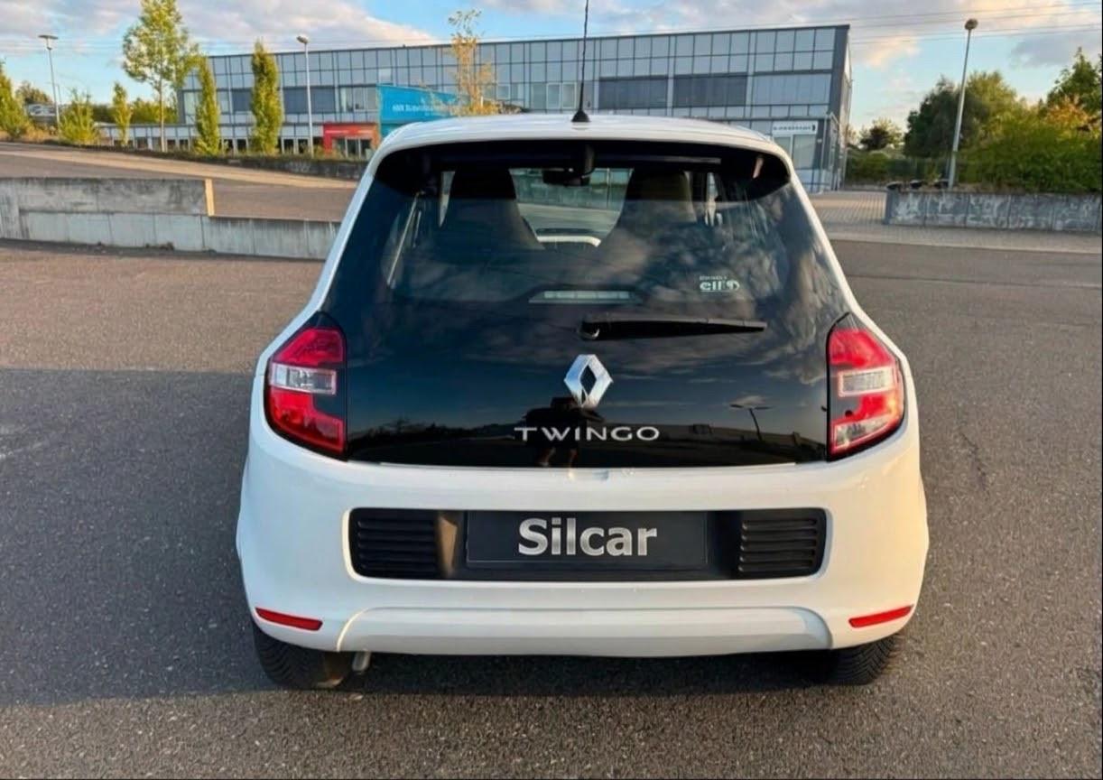 Renault Twingo 1.0 benzina - 112.000 km- anno 2016 - unico proprietario