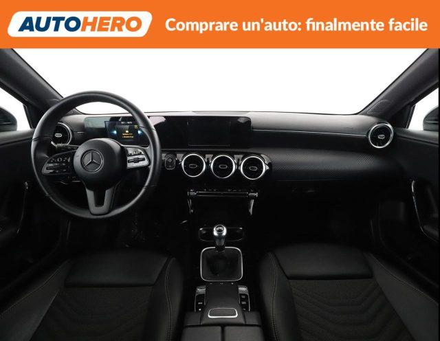 MERCEDES-BENZ A 180 Executive