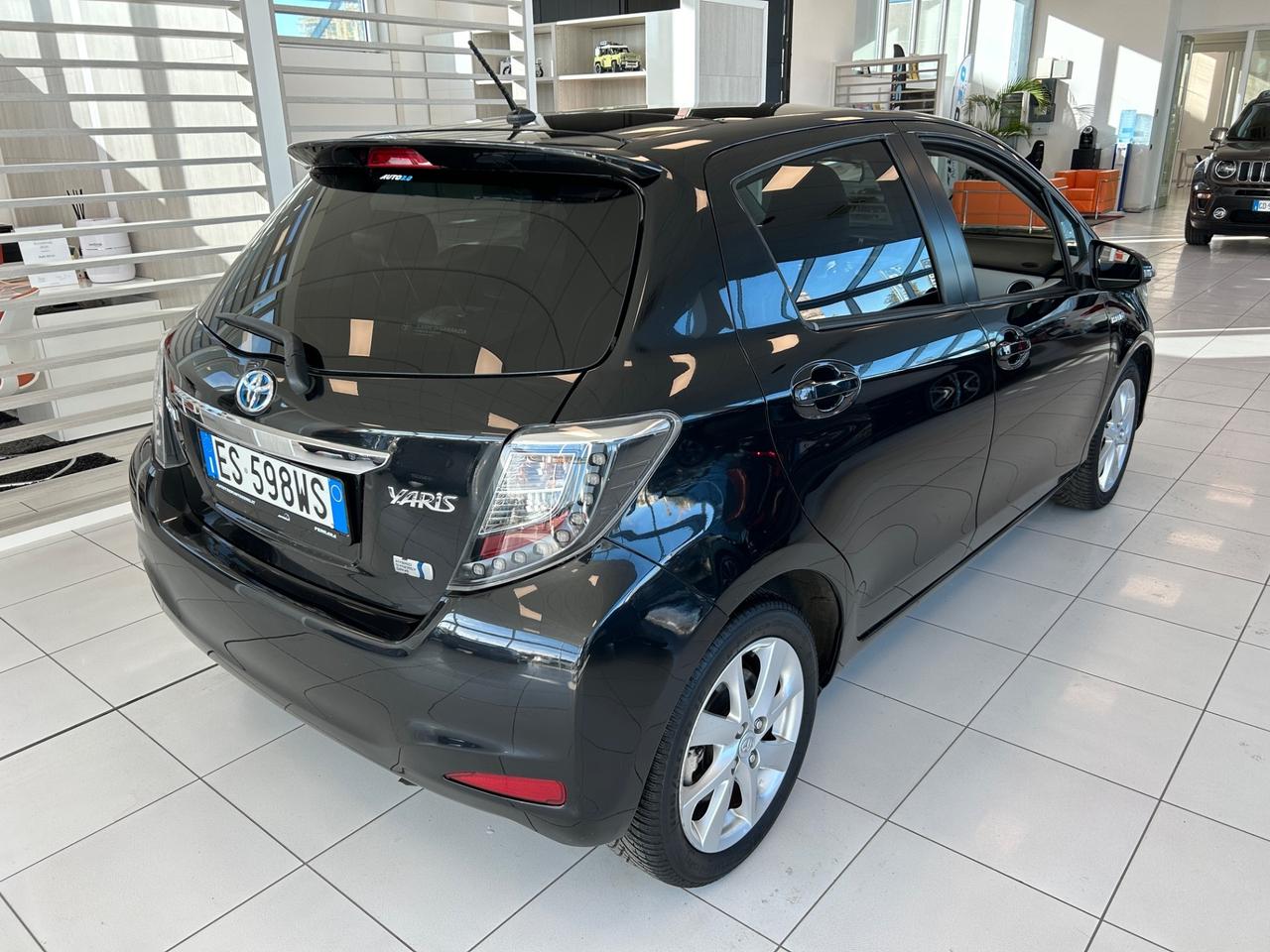 Toyota Yaris 1.5 Hybrid 5 porte Style Neopatentati