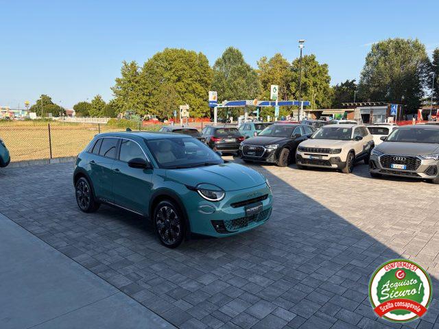 FIAT 600 Hybrid DCT MHEV La Prima ANCHE NEOPATENTATI