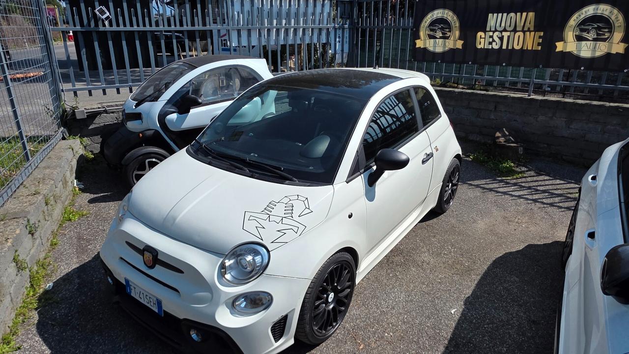 Abarth 500 1.4 Turbo T-Jet Custom