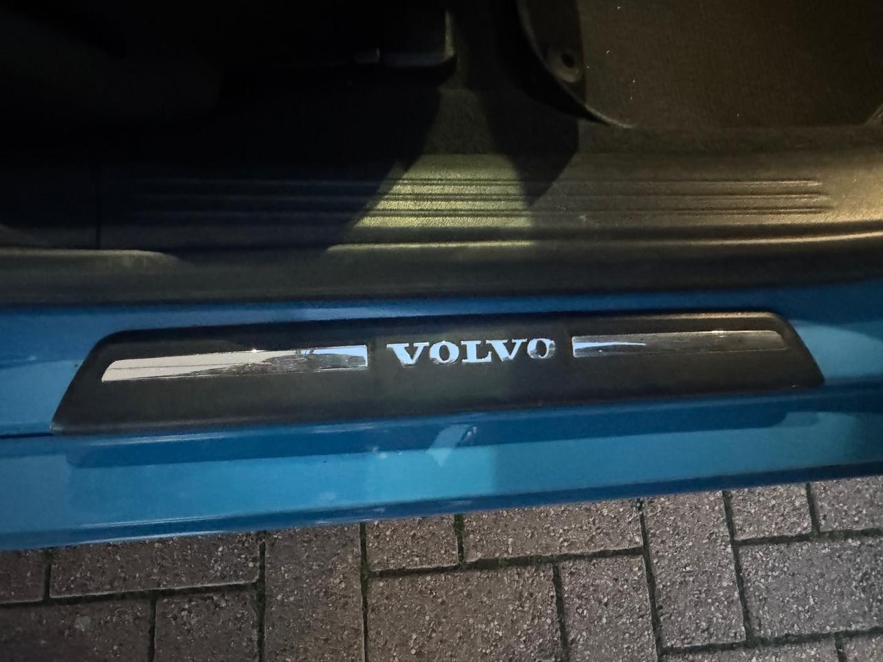 Volvo V40 R Design Momentum 2.0 D4 #9303