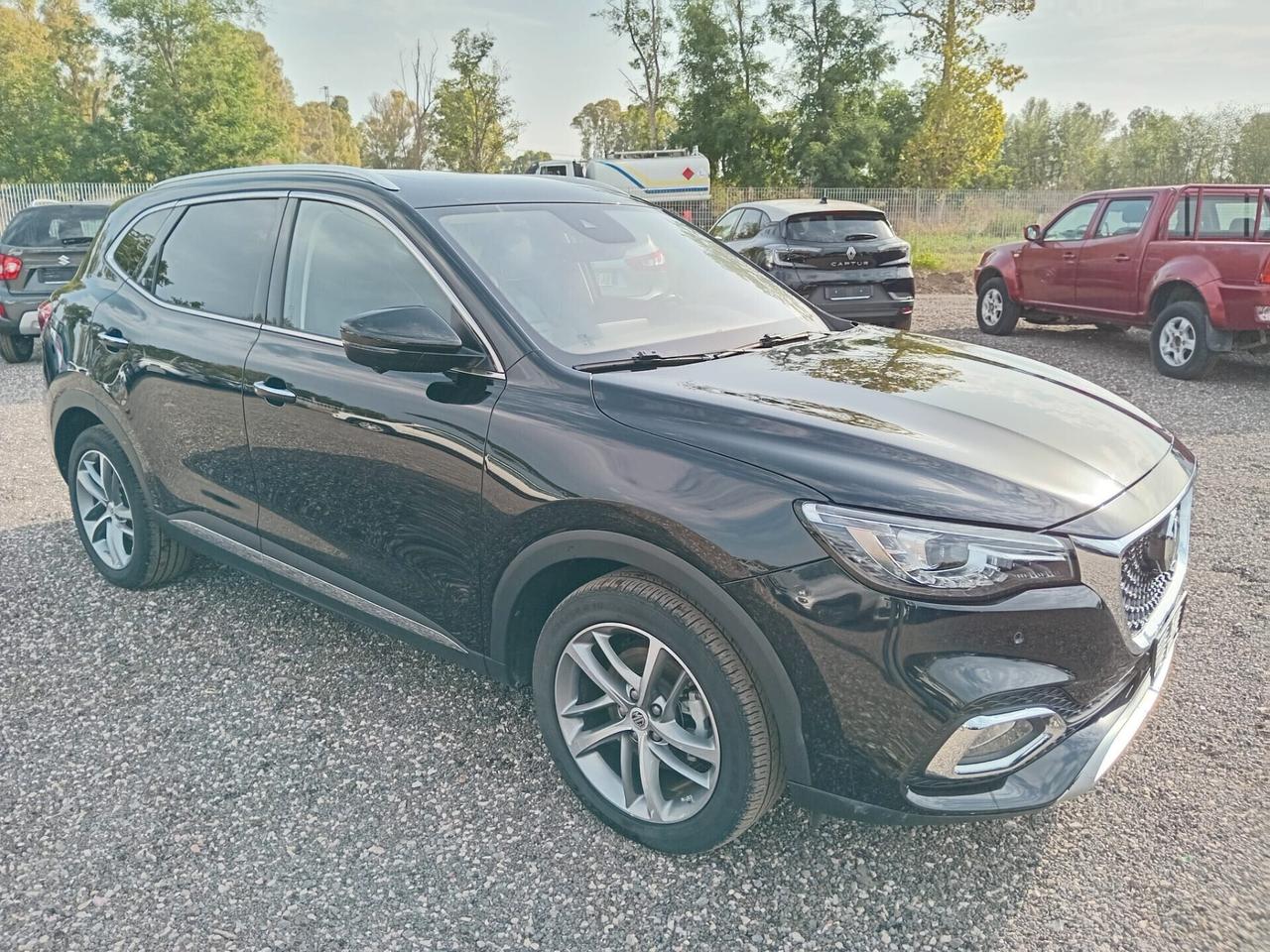 MG HS 1.5 T-GDI AT Luxury