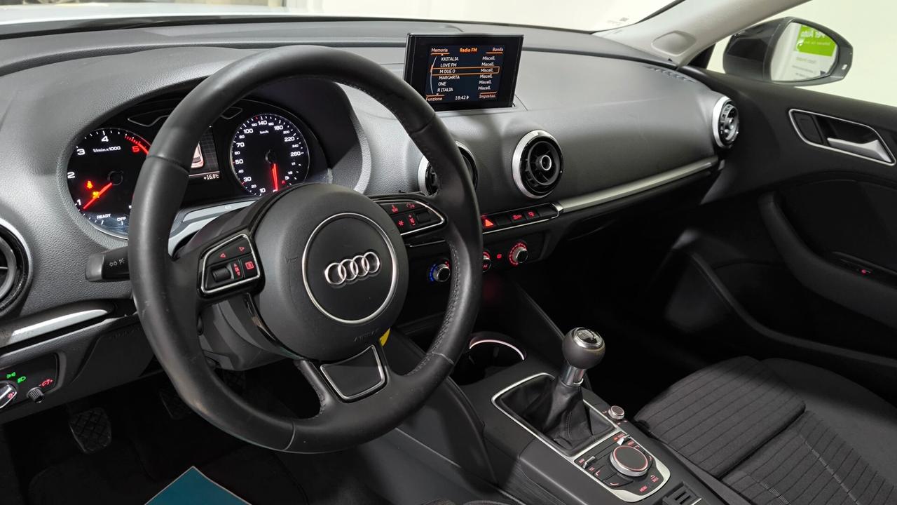 Audi A3 SPB 1.6 TDI clean diesel Business 5P