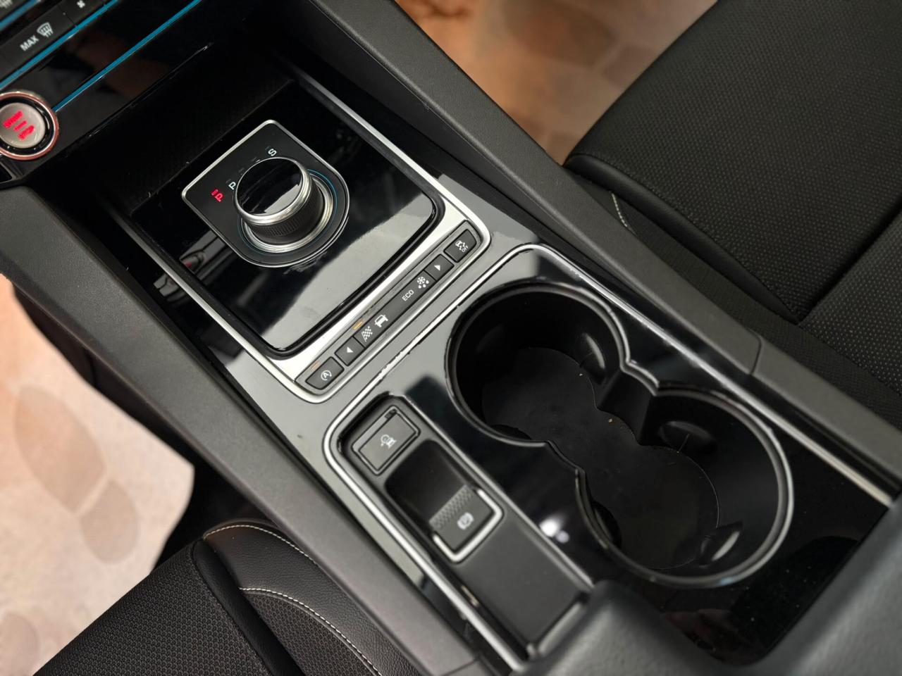 Jaguar F-Pace 3.0 D 300 CV AWD R-Sport