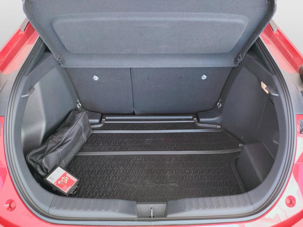 TOYOTA C-HR II 2023 - C-HR 2.0 hev Lounge fwd e-cvt