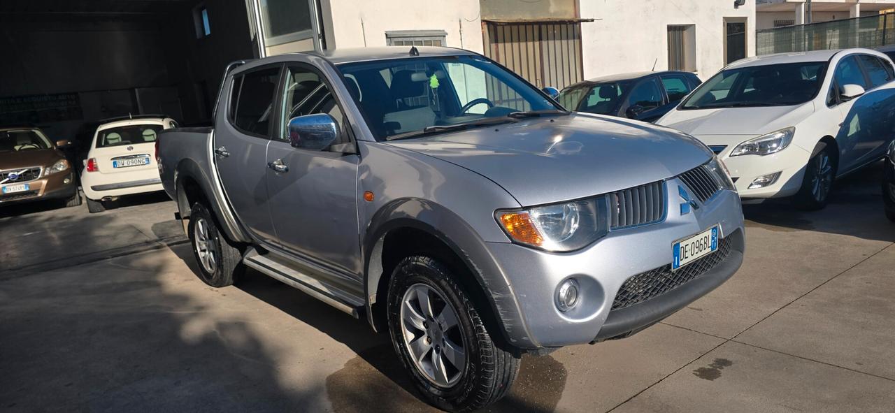 Mitsubishi L200 2.5 DI-D/136CV Double Cab Intense