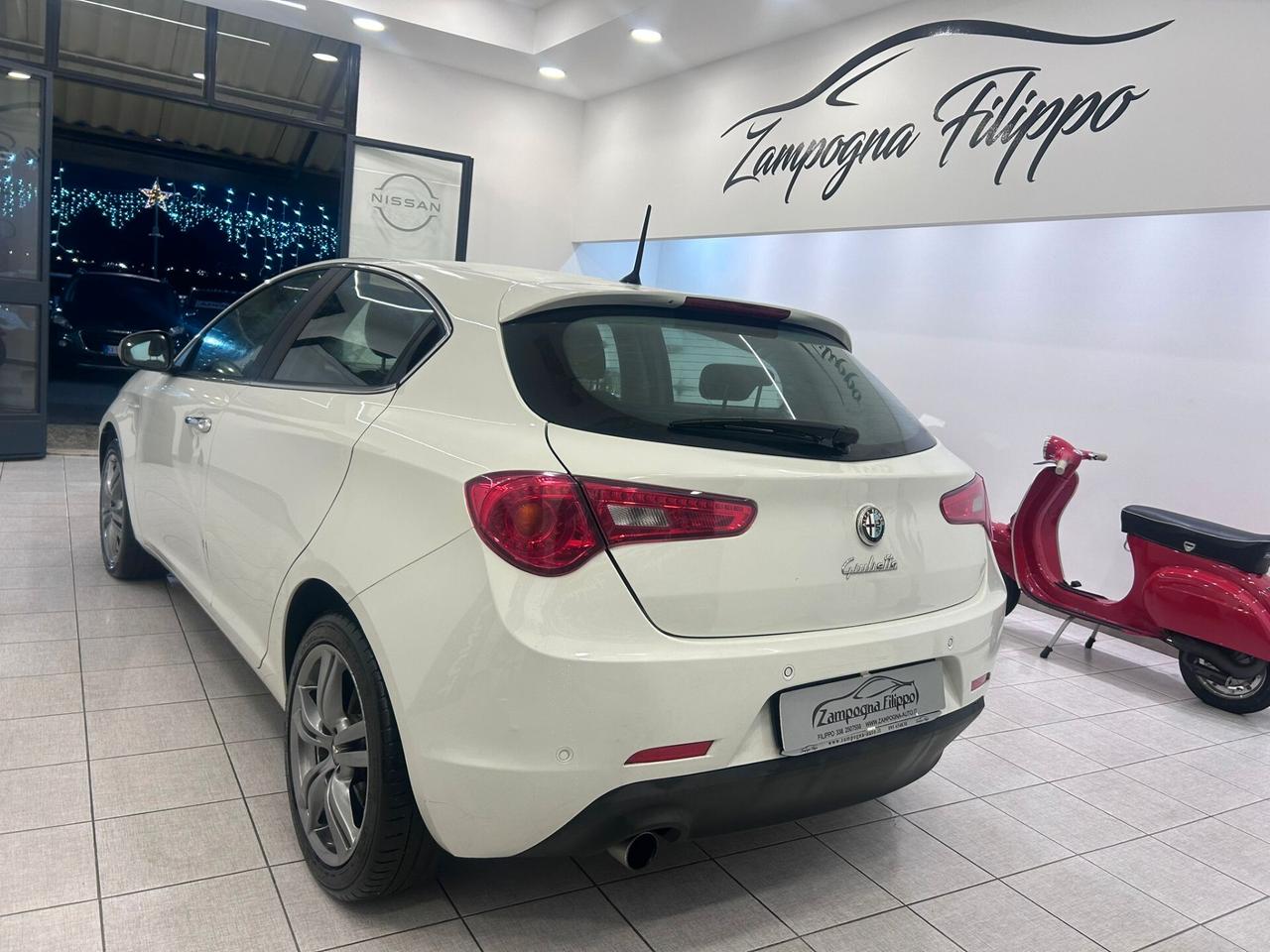 AlfaRomeo Giulietta 1.6 JTDm 105CV Distinctive 2015