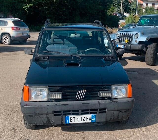 Fiat Panda 1 serie 4X4 eccezionale con : gpl - gancio - carello appendice- mozzi liberi - fari led - super condizioni - sanissima appostissimo - tutta tagliandata - bombola ok