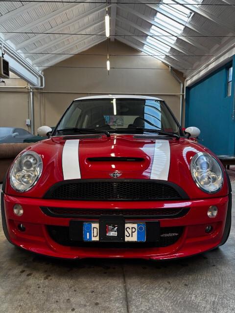 Mini 1.6 16V Cooper S - John Cooper WORKS