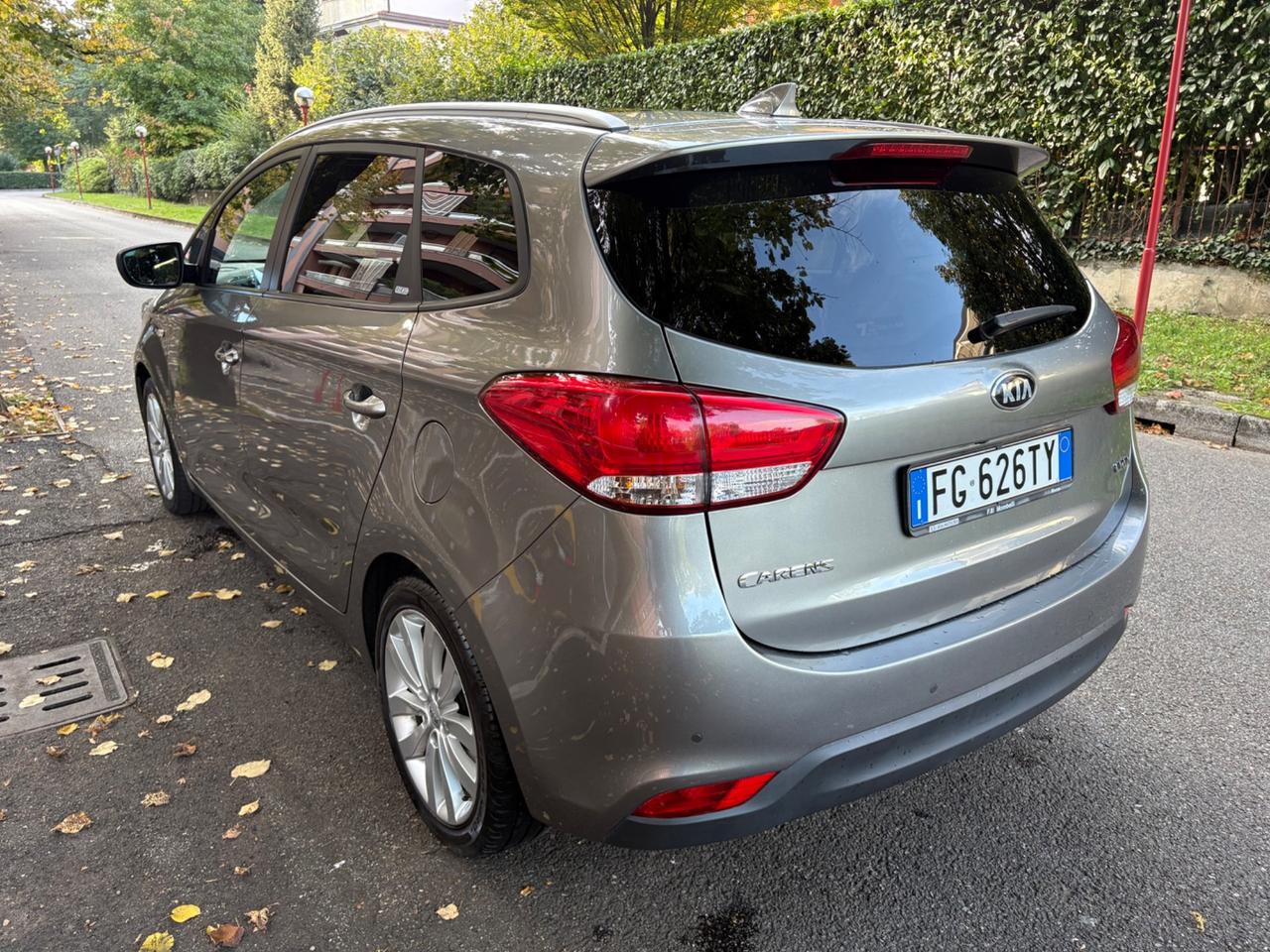 Kia Carens 1.7 CRDi 115 CV Business Class 7 POSTI