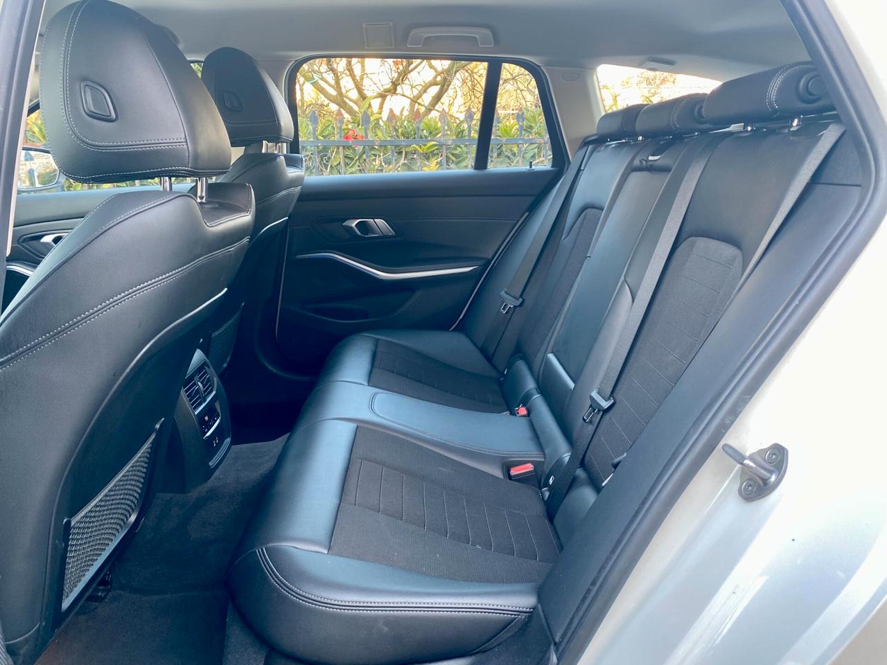 BMW 320 d Touring mhev 48V auto 190cv