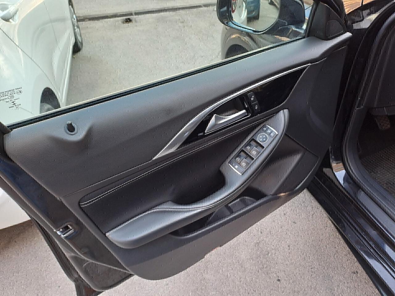 Infiniti Q30 1.5 diesel Premium