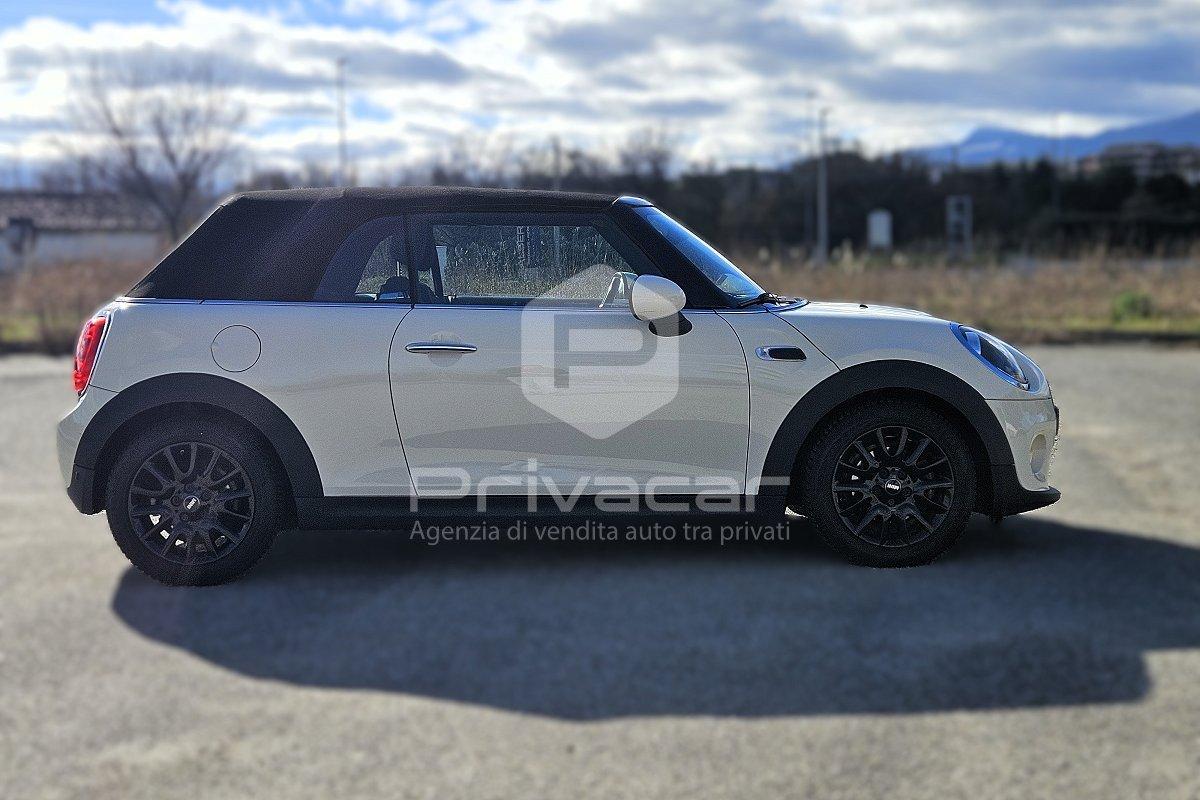 MINI Mini 1.5 Cooper Cabrio