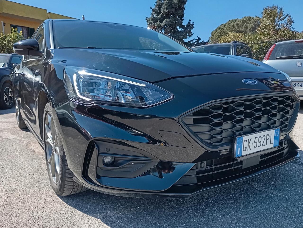 Ford Focus 5P 1.0 EcoBoost 125CV ST Line Aut.