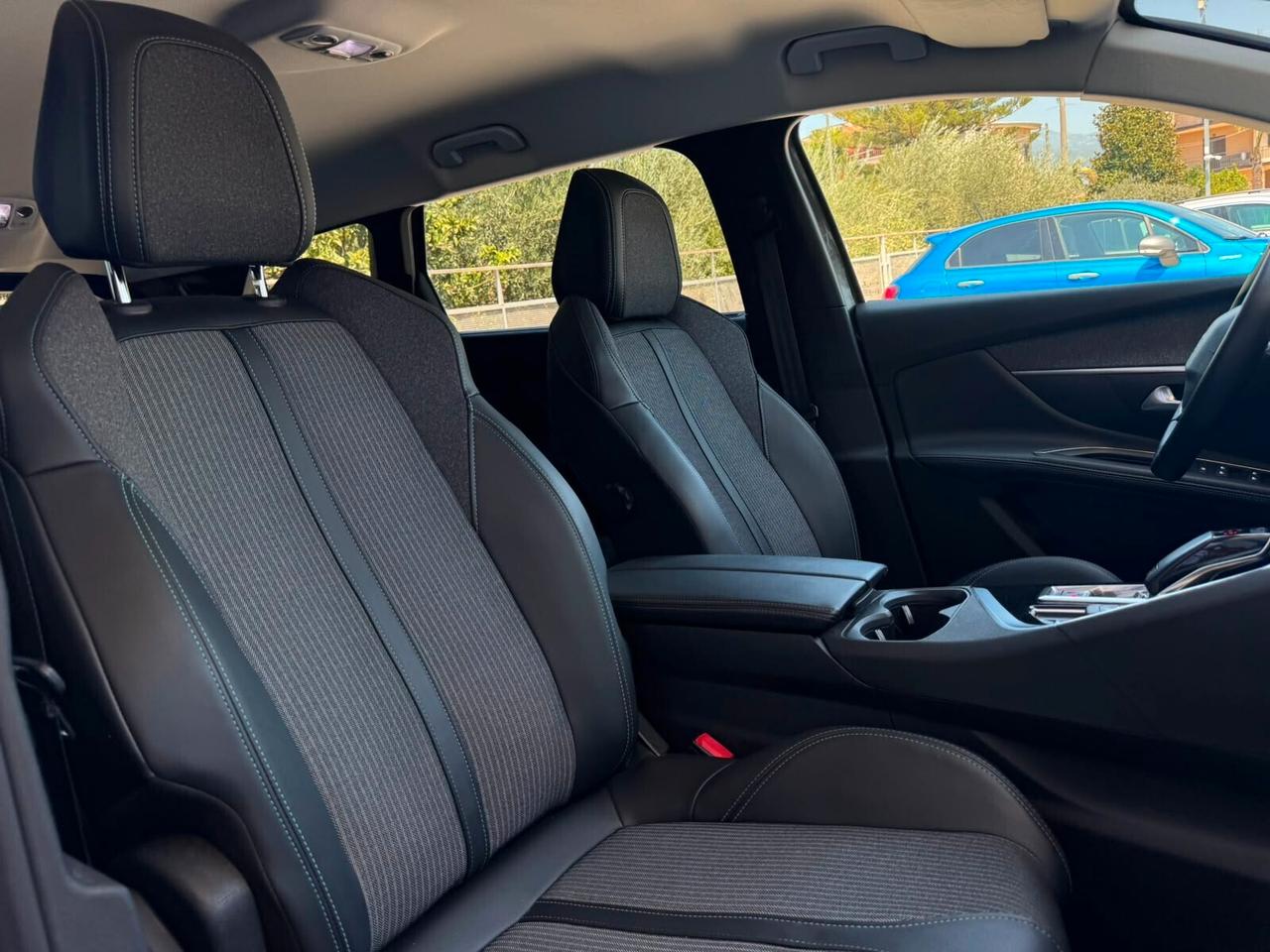 Peugeot 5008 BlueHDi 130 S&S EAT8 Allure