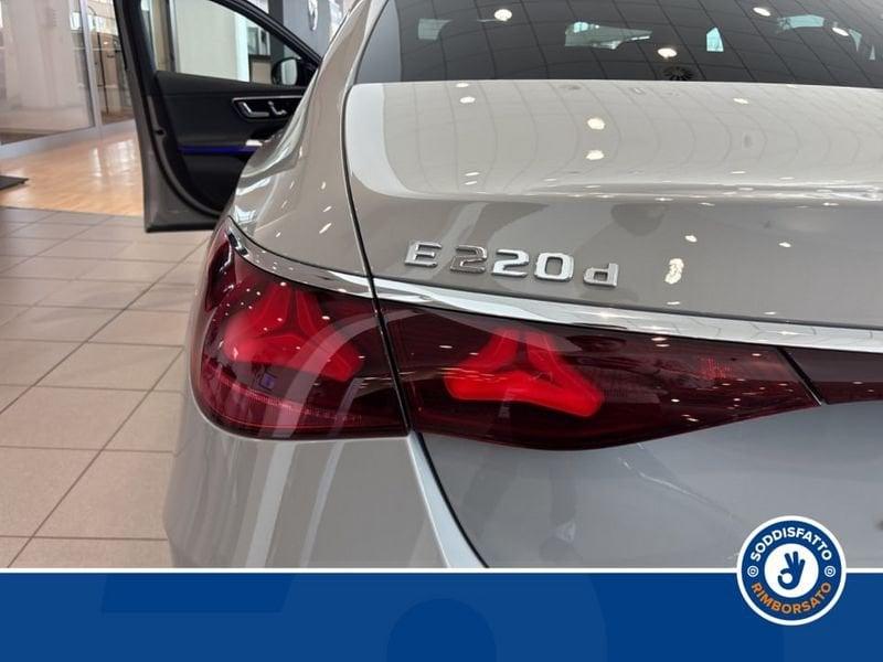 Mercedes-Benz Classe E 220d Berlina AMG Line Premium
