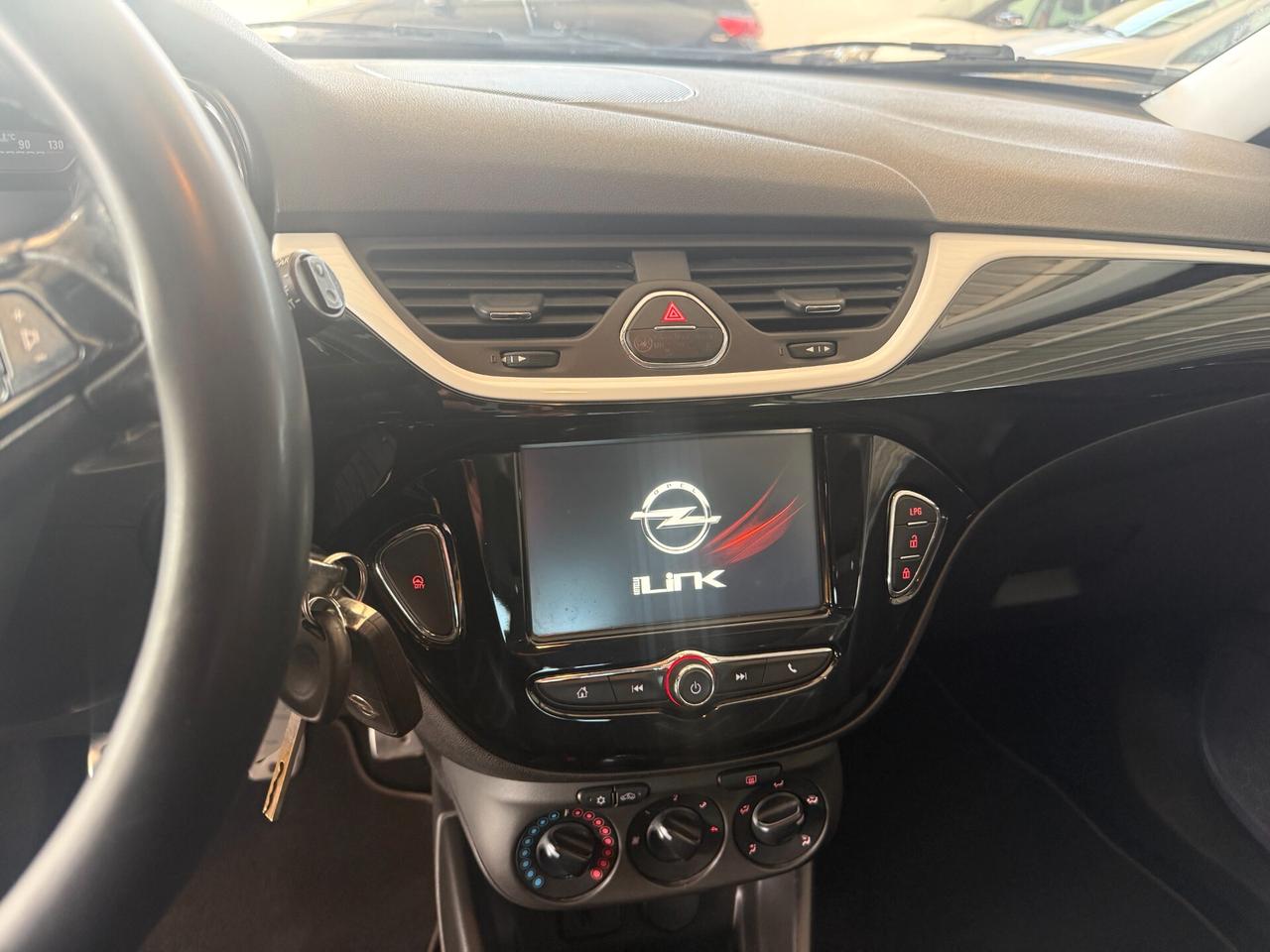 Opel Corsa 1.4 90CV GPL Tech Coupé n-Joy