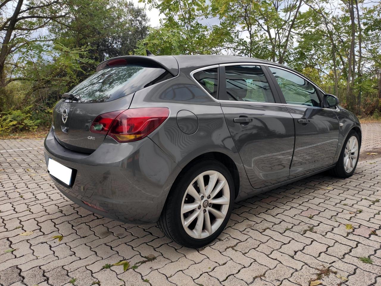 Opel Astra 1.7 CDTI 125CV 5 porte Cosmo