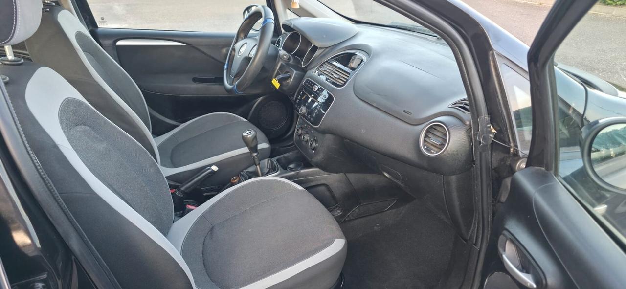 Fiat Punto 1.3 MJT II 75 CV 5 porte Easy neopatentati