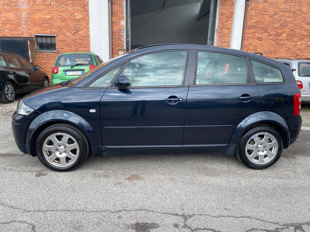 Audi A2 1.4 16V Top