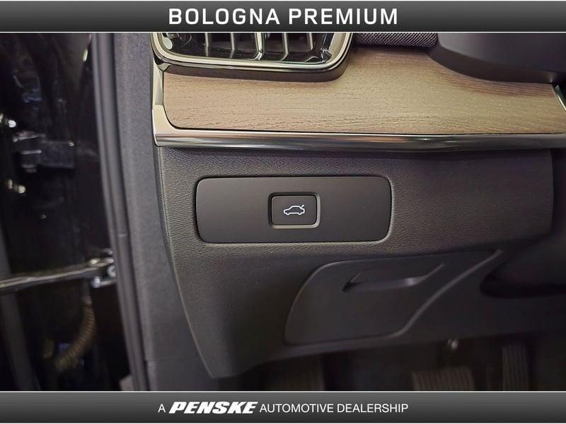 Volvo XC90 XC90 B5 AWD automatico 7 posti Plus Bright