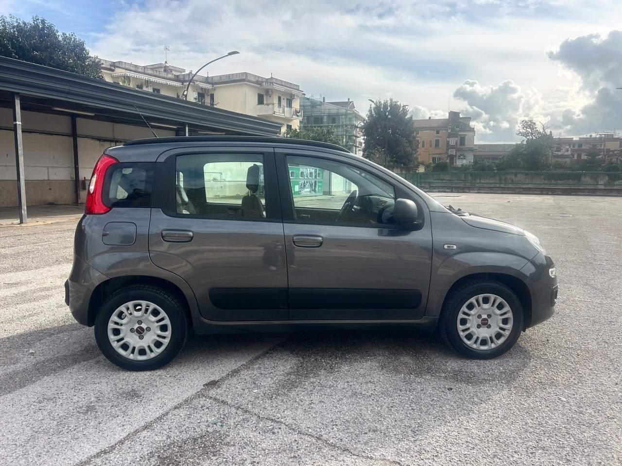 Fiat Panda 1.2 Connected by Wind
