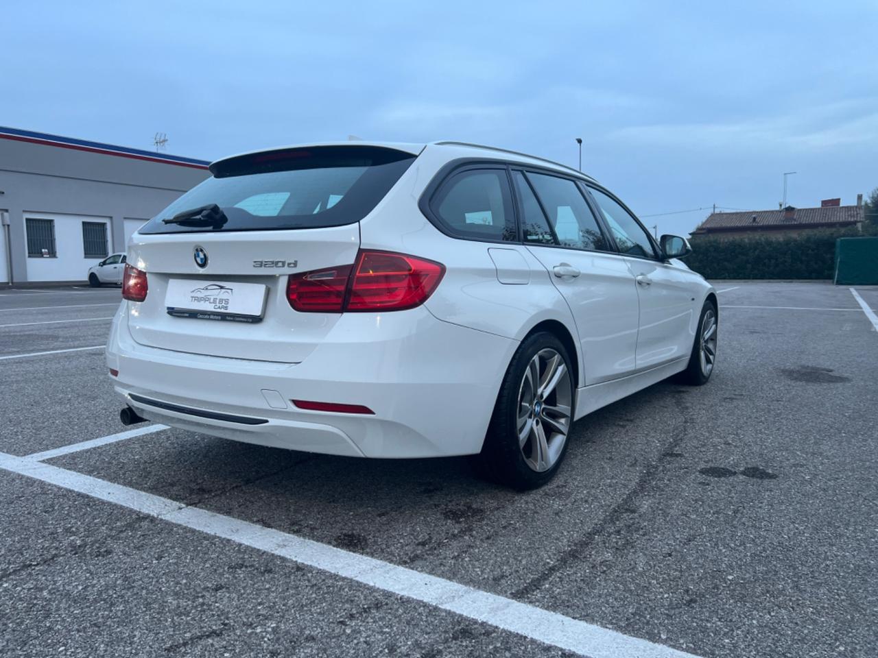 BMW 320d Touring PELLE TOTALE, HEAD UP DISPLAY