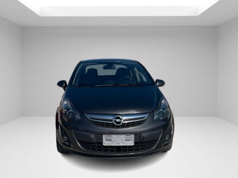 Opel Corsa 1.4 16V 5 porte Cosmo