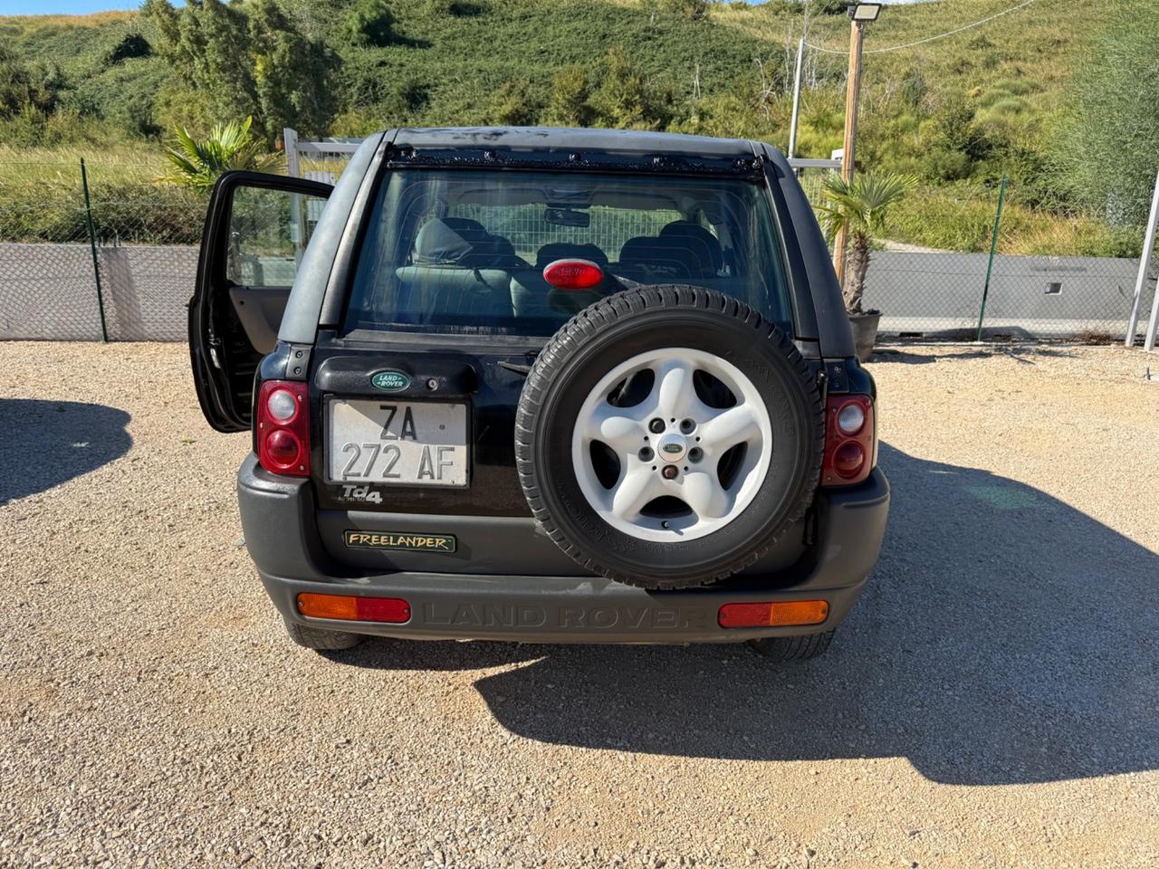 Land Rover Freelander 2.0 TD cat 3p. Hardback
