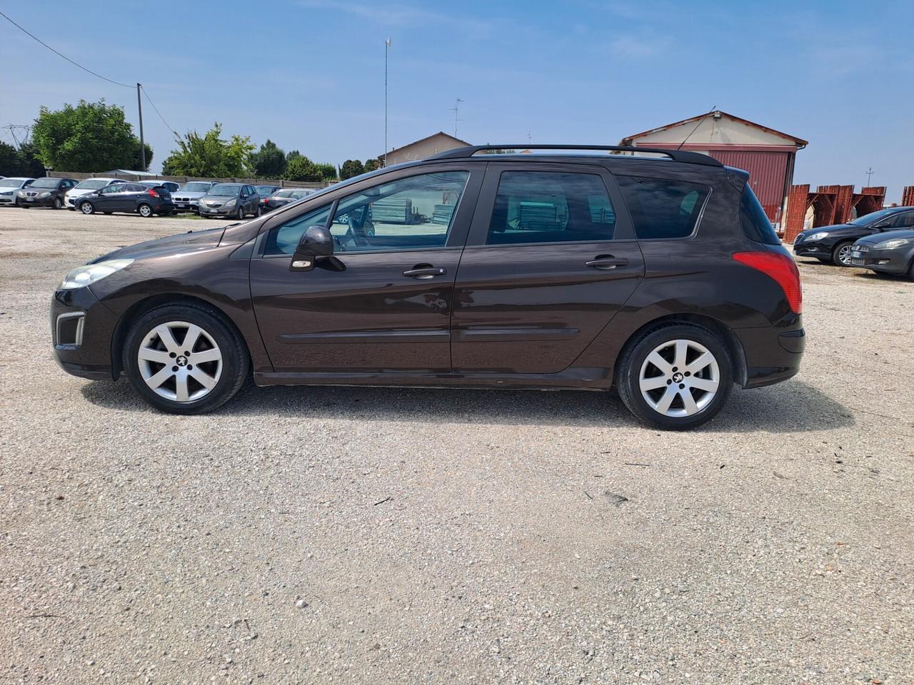 Peugeot 308 1.6 8V e-HDi 112CV Stop&Start SW Active