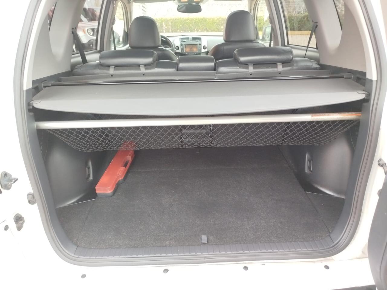 Toyota RAV 4 RAV4 Crossover 2.2 D-Cat 177 CV Executive