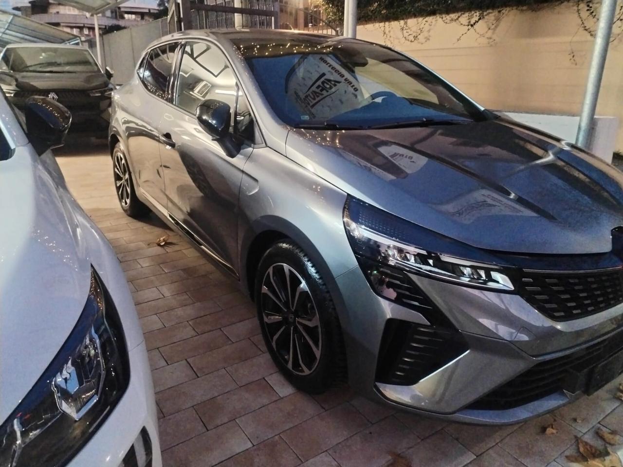 Renault Clio TCe 90 CV 5 porte Techno