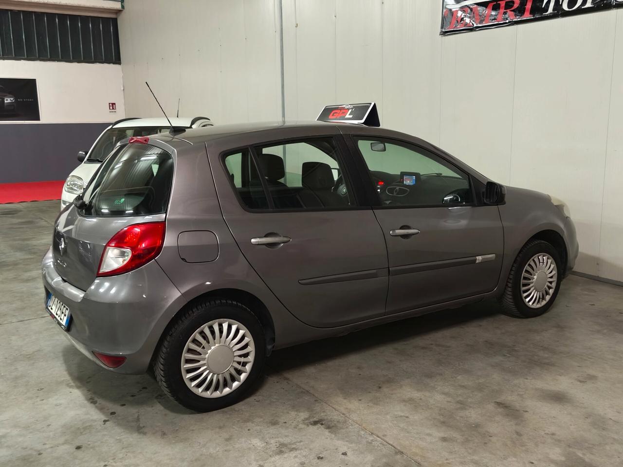 Renault Clio 1.2 16V 5 porte GPL Dynamique
