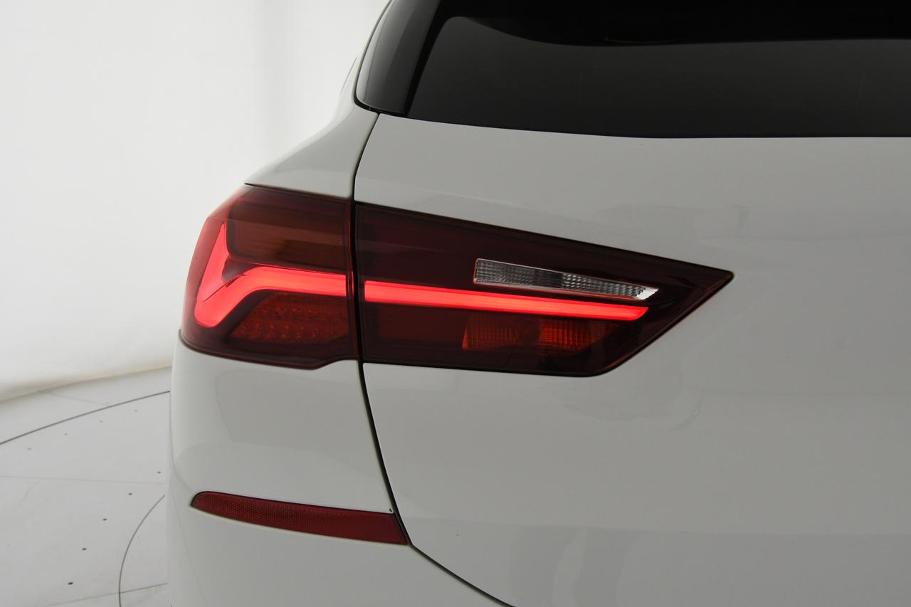 BMW X2 sdrive18d Business X auto CAMERA+BLUETOOTH+LED