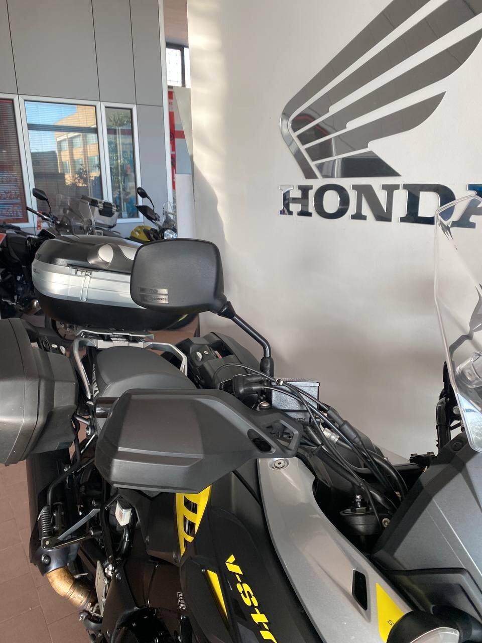 Suzuki V-Strom 1000