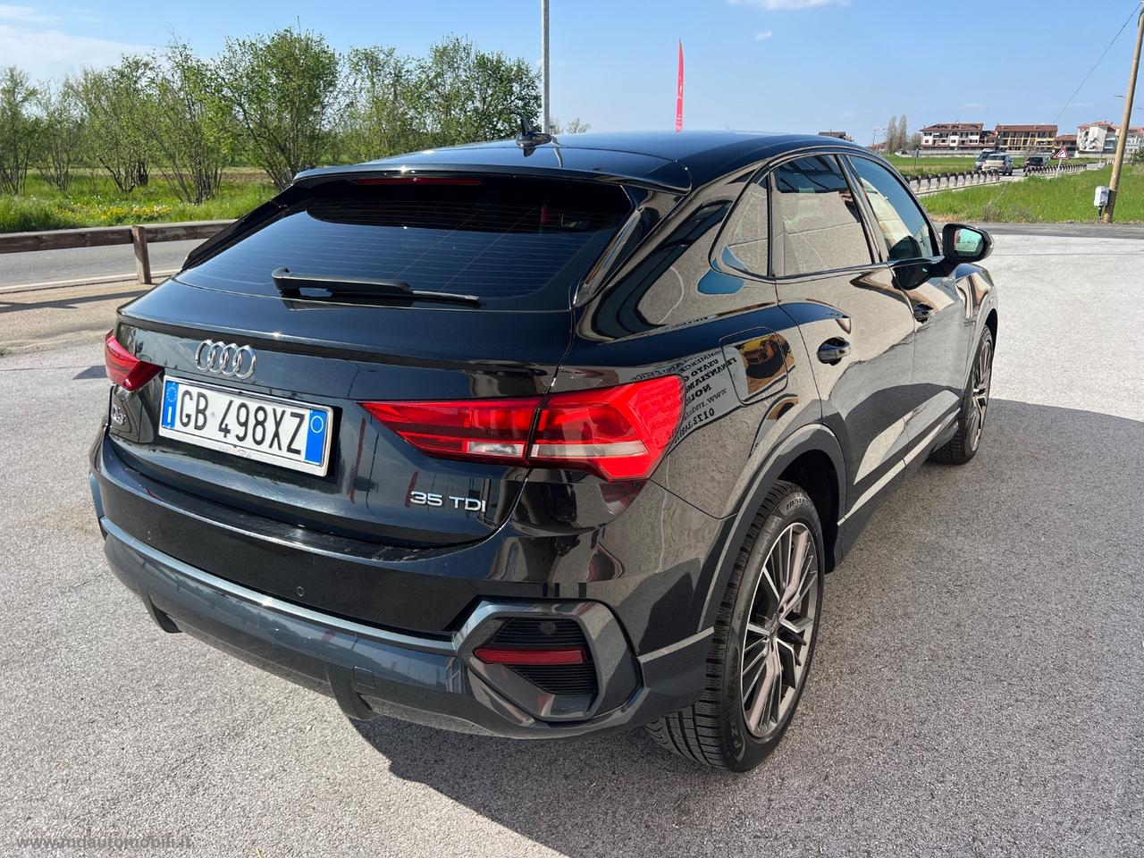 AUDI Q3 SPB 35 TDI S tronic BLACK PACK CAMERA 19