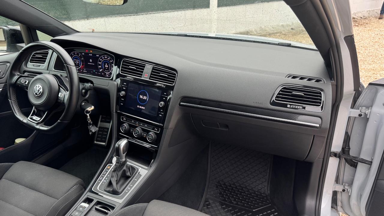 Volkswagen Golf R 2.0 TSI DSG 4MOTION