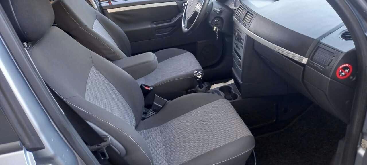 Opel Meriva 1.6 16V Cosmo benzina Km.100.00