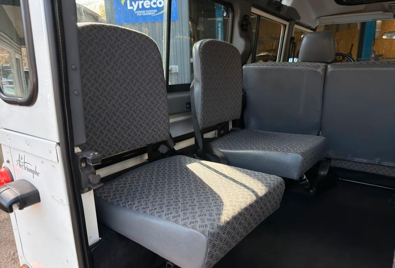 Land Rover Defender 110 E Station Wagon 10 POSTI! ARIA