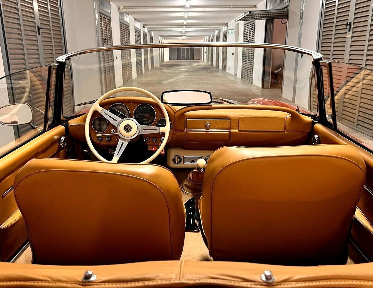 Alfa Romeo Spider 2600 spider Carrozzeria Touring