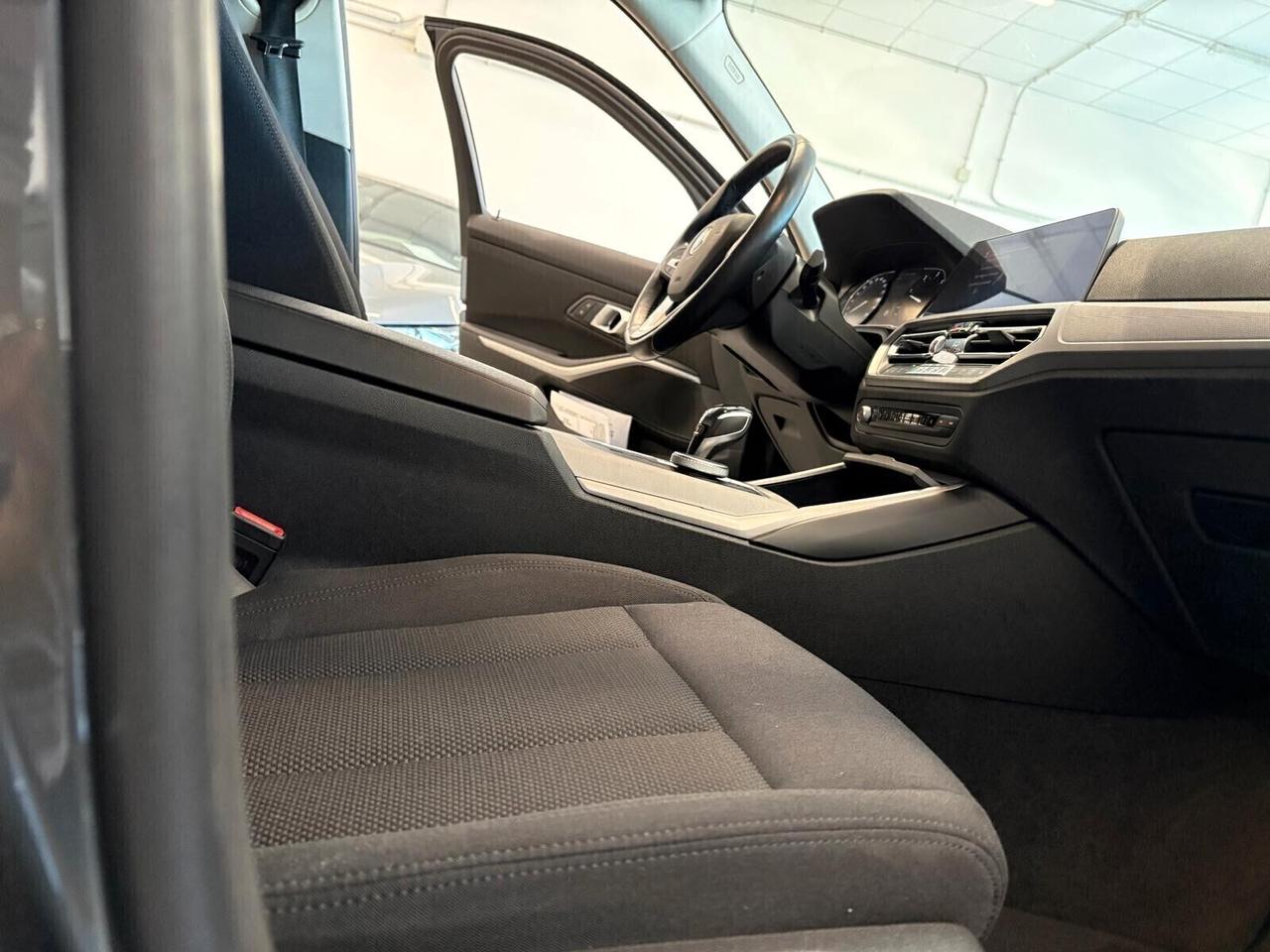 Bmw 320 d Touring xDrive BUSINESS ADVANTAGE 48V Aut.