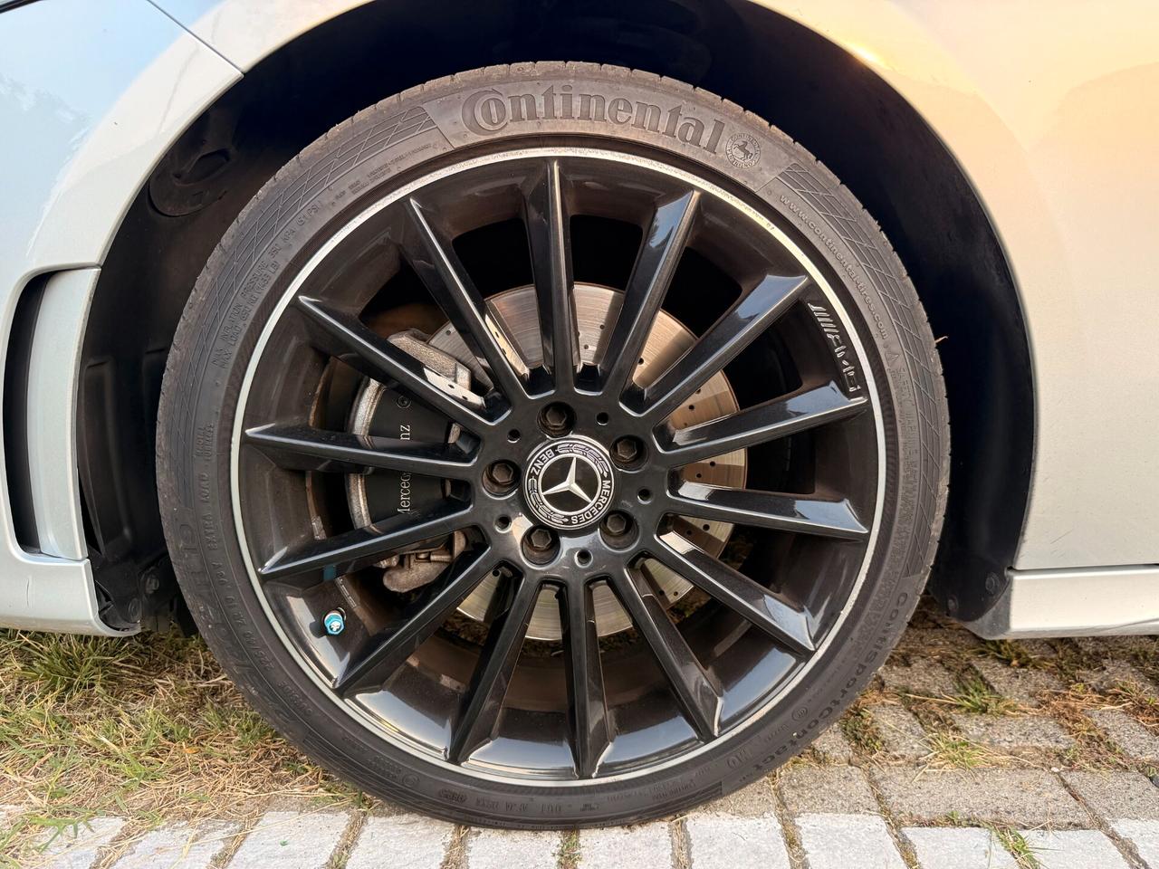 Mercedes-benz A 250 e hybrid EQ Premium | GARANZIA 12 MESI