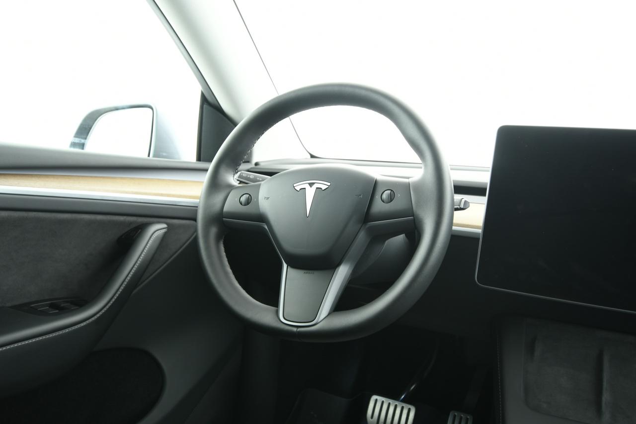 TESLA Model Y Performance Dual Motor awd PILOTA AUTOMATICO+CAMERA+ACC