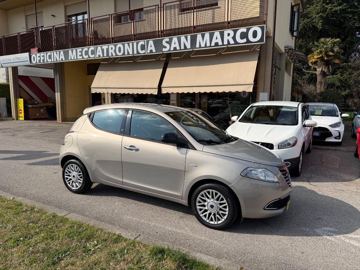 LANCIA - Ypsilon - 1.2 69 CV 5 porte Platinum