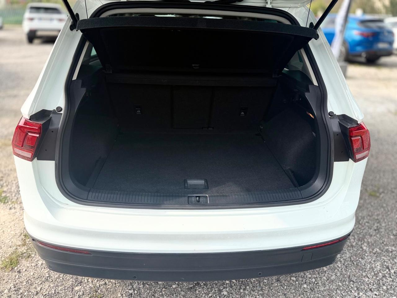 WV TIGUAN 2.0 TDI DSG* COCKPIT*NAVI*AUTOM