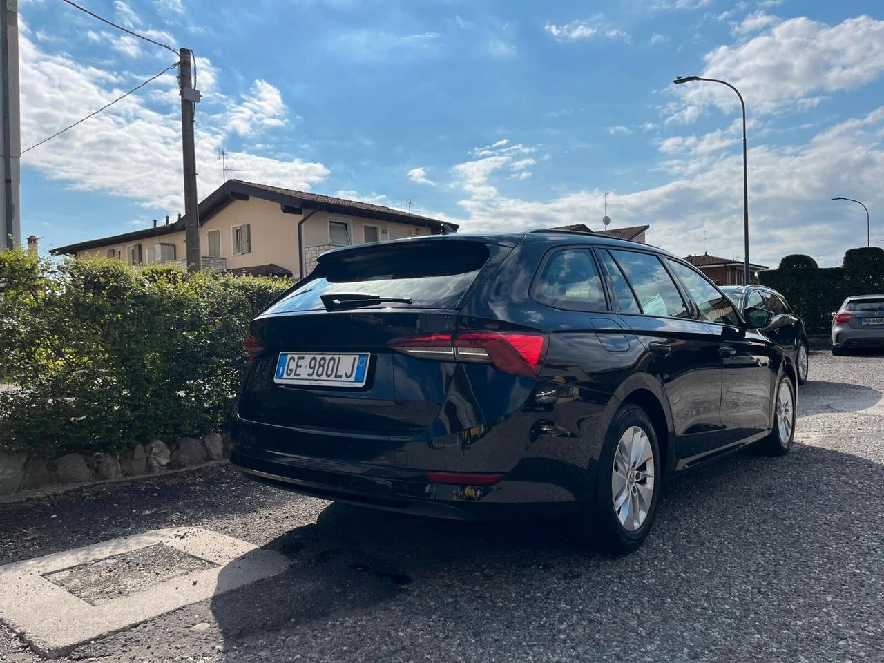 Skoda Octavia 2.0 TDI EVO SCR 150 CV DSG Wagon Style
