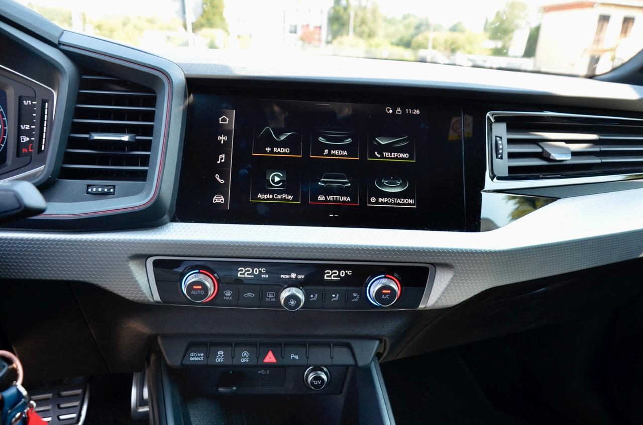 AUDI A1 SPORTBACK 1.5 TFSI 150cv S-TRONIC IDENTITY BLACK S-LINE INT-EXT, UNICOPROPRIETARIO, EURO 6D, UFF ITALIANA, SERVICE AUDI, FULL LED, RETROCAMERA, PERMUTE