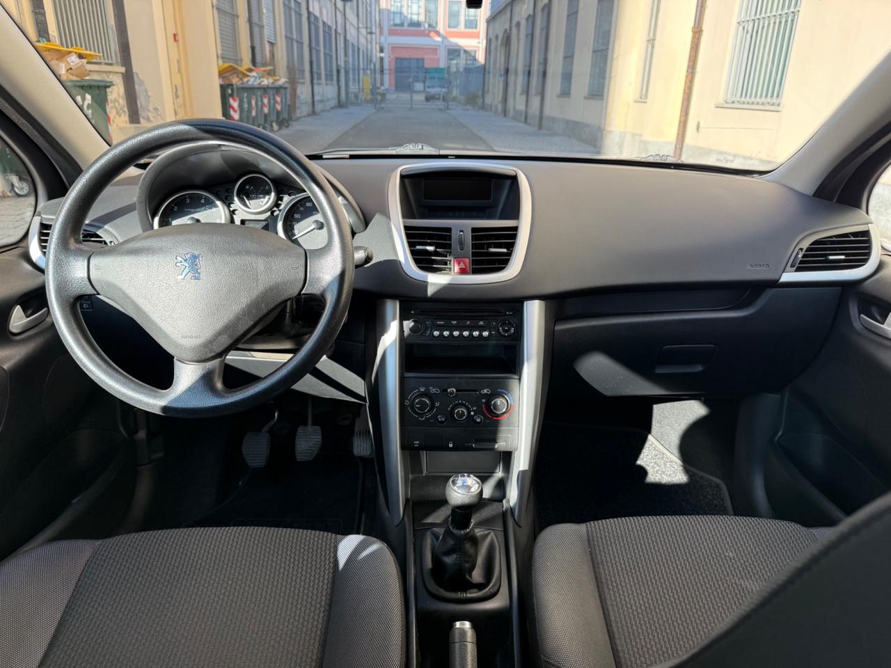 Peugeot 207 Plus 1.4 8V 75CV 5 porte