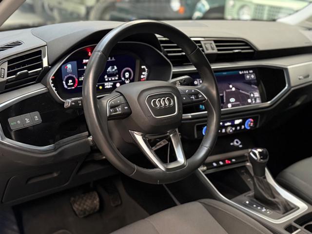 AUDI Q3 35 TDI quattro S tronic Business Advanced